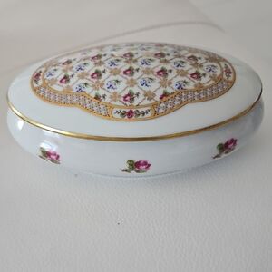 Limoges Porcelain Floral Oval Lidded Trinket Box - White and Gold